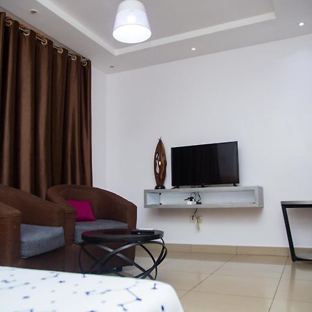 Apartament Imolease Hubert Sainte Rita Kotonu Zewnętrze zdjęcie