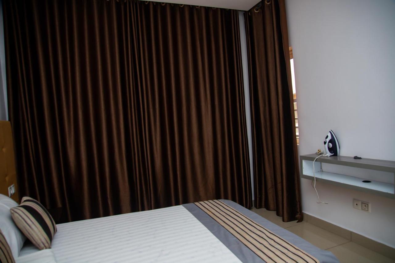Apartament Imolease Hubert Sainte Rita Kotonu Zewnętrze zdjęcie