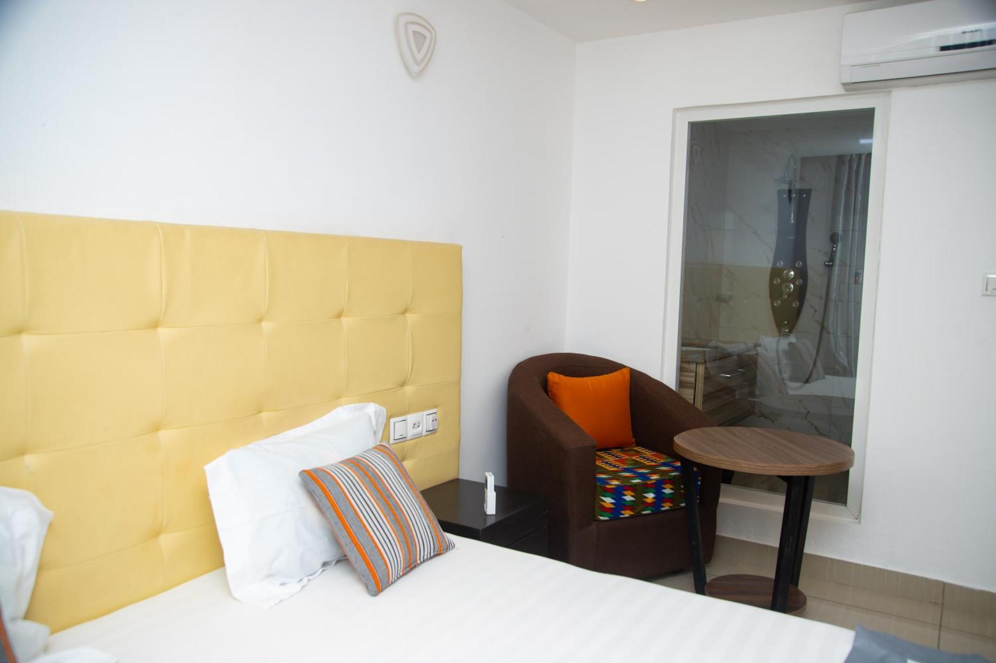 Apartament Imolease Hubert Sainte Rita Kotonu Zewnętrze zdjęcie